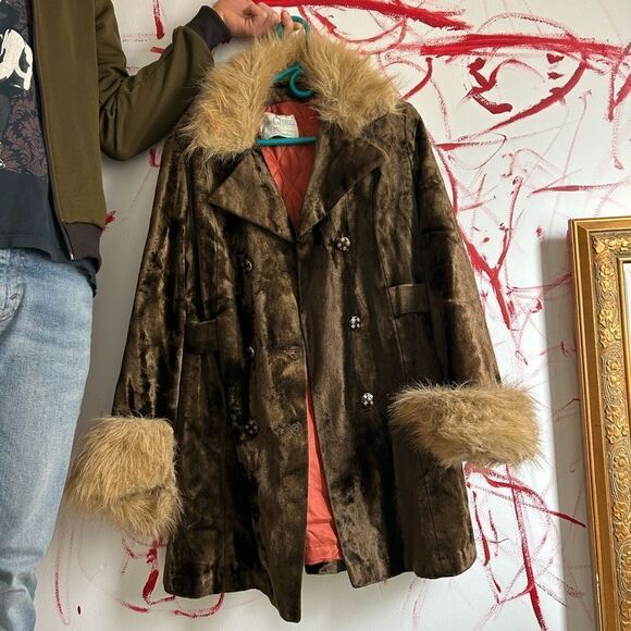 Vintage TRAIL TRACER Women`s brown Velvet FAUX FUR Collar COAT BOHO USA - Picture 7 of 16